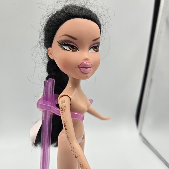 Bratz Other - RARE Bratz Genie Magic Jade Doll Hard To Find Braided Hair Vintage Henna Tattoo